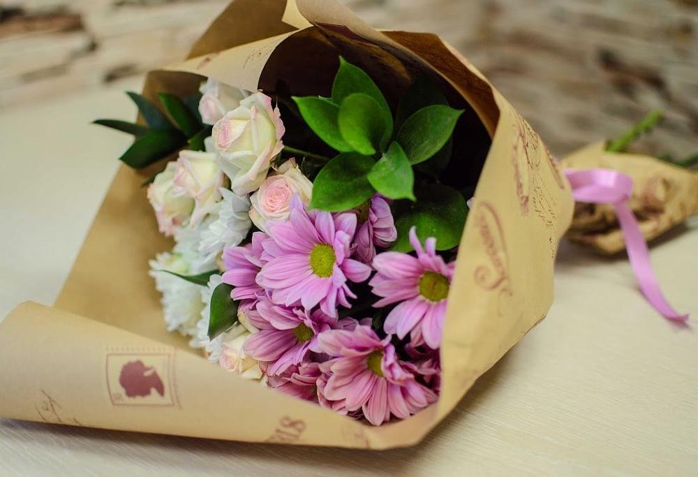 Букет цветов из: Розы и Хризантемы в Вязноватовке