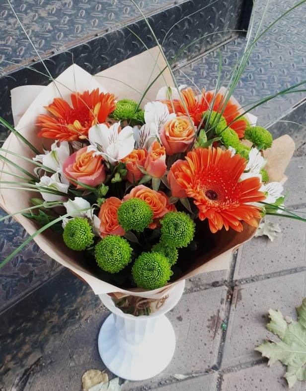 Букет цветов из: Герберы, Хризантемы, Альстромерии и Розы в Вязноватовке