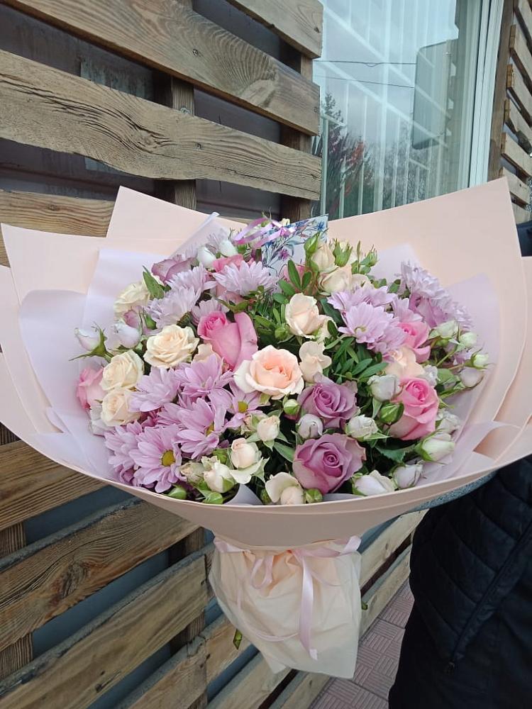 Букет цветов из: Розы и Хризантемы в Вязноватовке