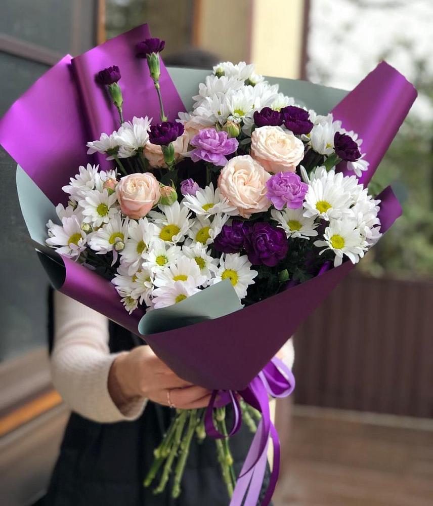 Букет цветов из: Хризантемы, Гвоздики и Розы в Вязноватовке