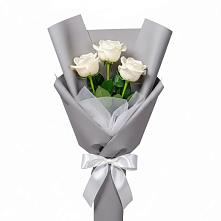 Букет 3 белые розы в Вязноватовке