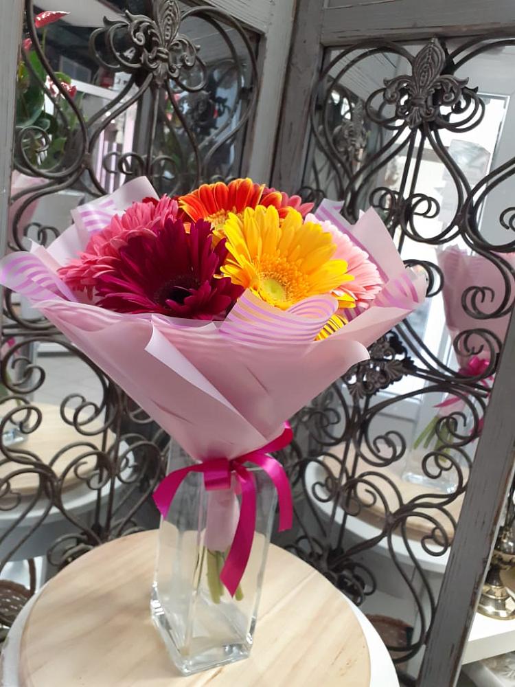 Букет цветов из: Герберы в Вязноватовке