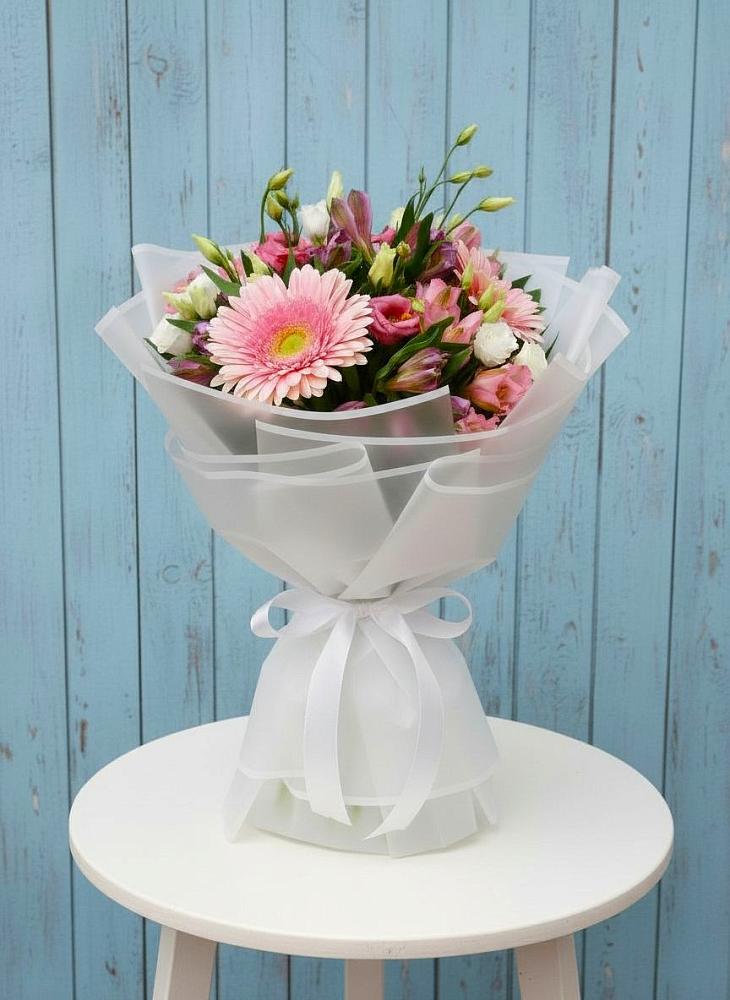 Букет цветов из: Герберы, Альстромерии и Лизиантусы в Вязноватовке