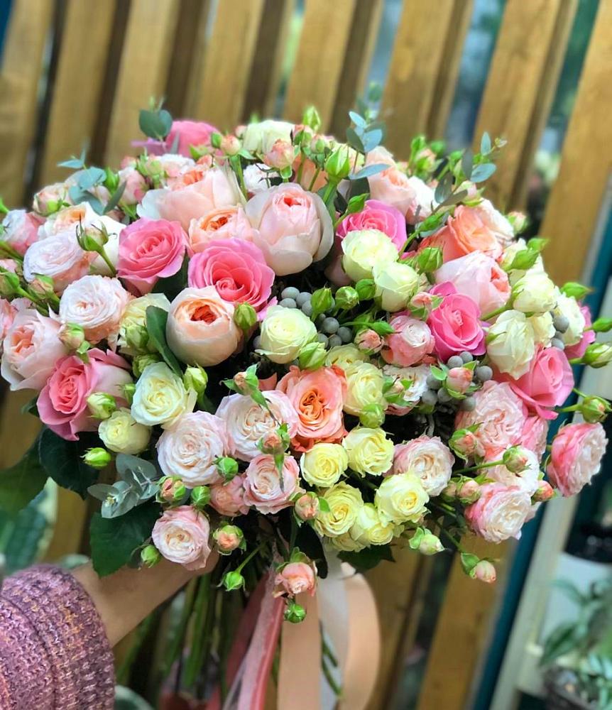 Букет цветов из: Розы в Вязноватовке