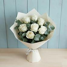 Букет Белые розы в Эвкалипте в Вязноватовке