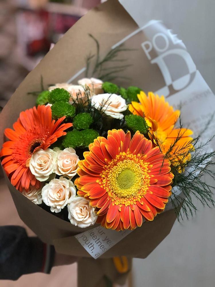 Букет цветов из: Герберы, Хризантемы и Розы в Вязноватовке