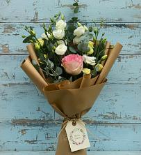 Букет цветов из:  Розы и Лизиантусы в Вязноватовке