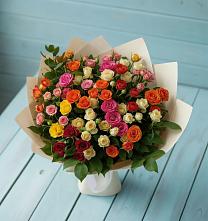 Букет Микс из разноцветных кустовых роз в Вязноватовке